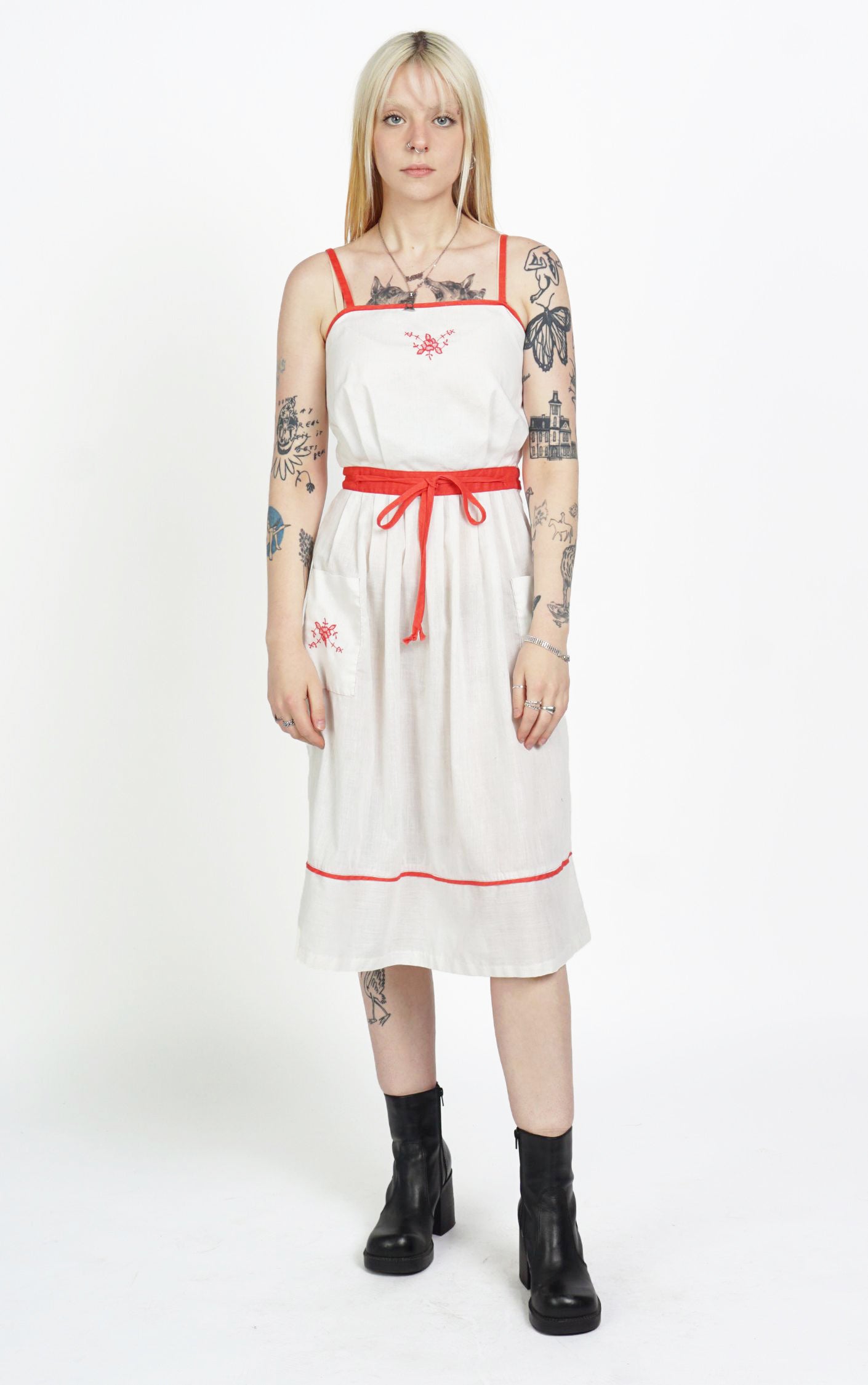 VINTAGE 80s White Embroidered Pockets Cami Straps Dress resellum