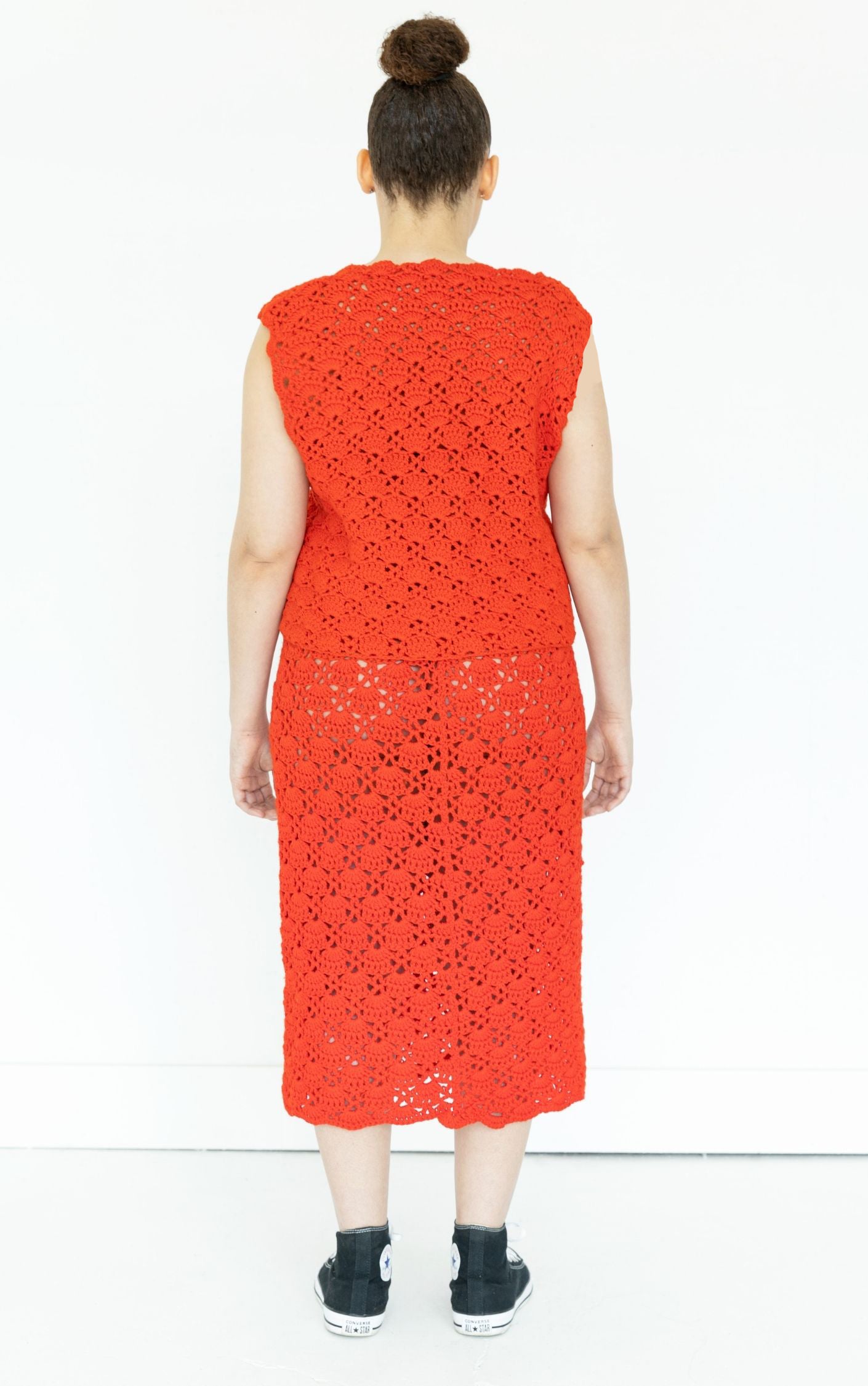 VINTAGE Red Crochet Knit Skirt Vest Set Suit RESELLUM