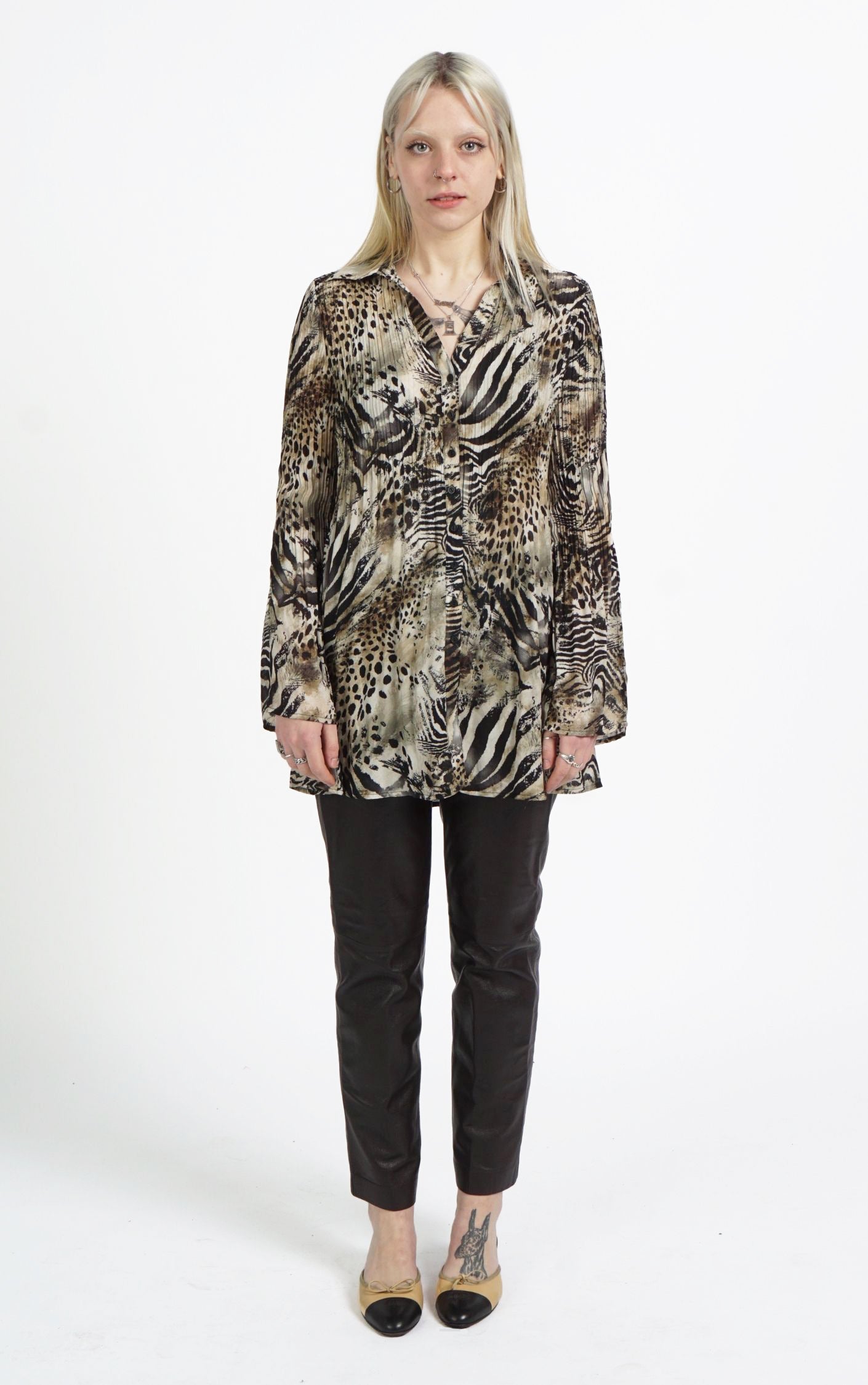 Y2K Cheetah Leopard Buttoned Pleated Plisse Flared Sleeve Blouse resellum
