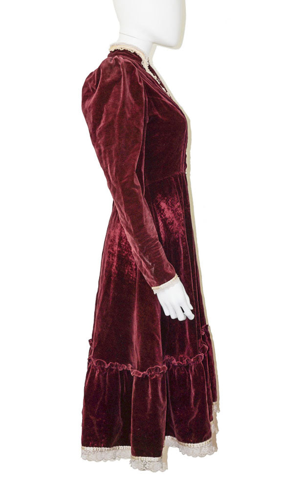GUNNE SAX VINTAGE Brown Velvet Victorian Dress