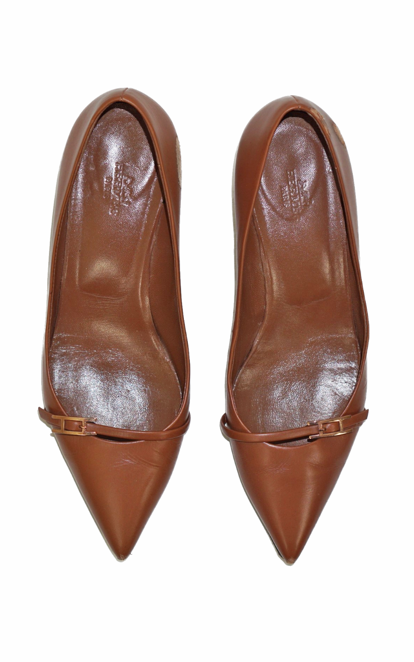 HERMES Brown Leather Pointed Kitten Heel Pumps