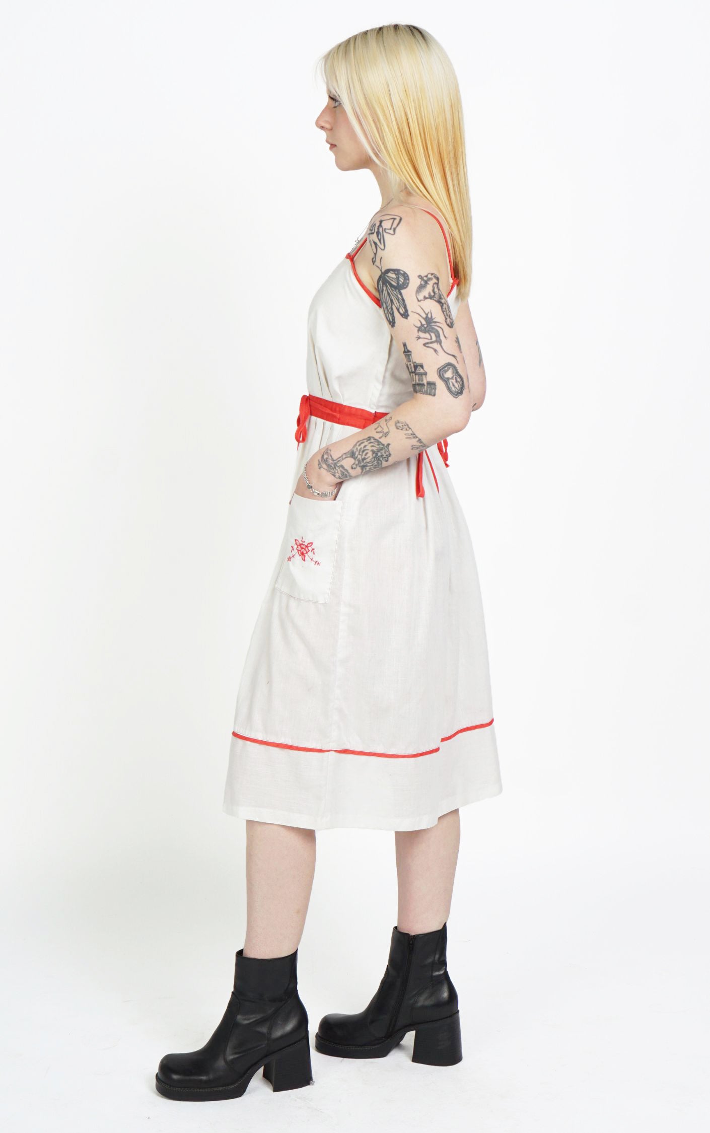VINTAGE 80s White Embroidered Pockets Cami Straps Dress resellum