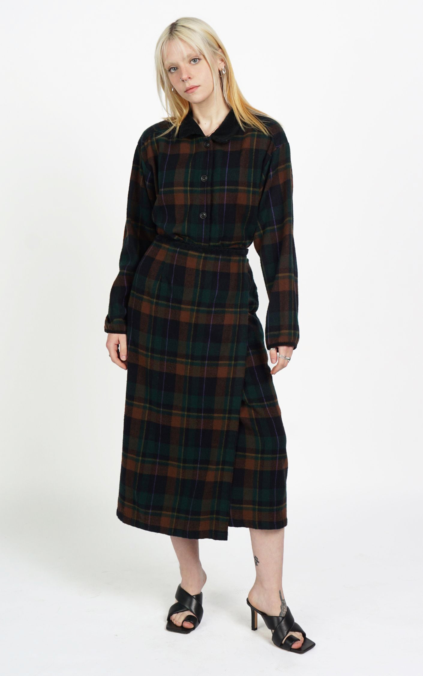 VINTAGE 100% Wool Tartan Buttoned Shirt Midi Skirt Set Suit resellum