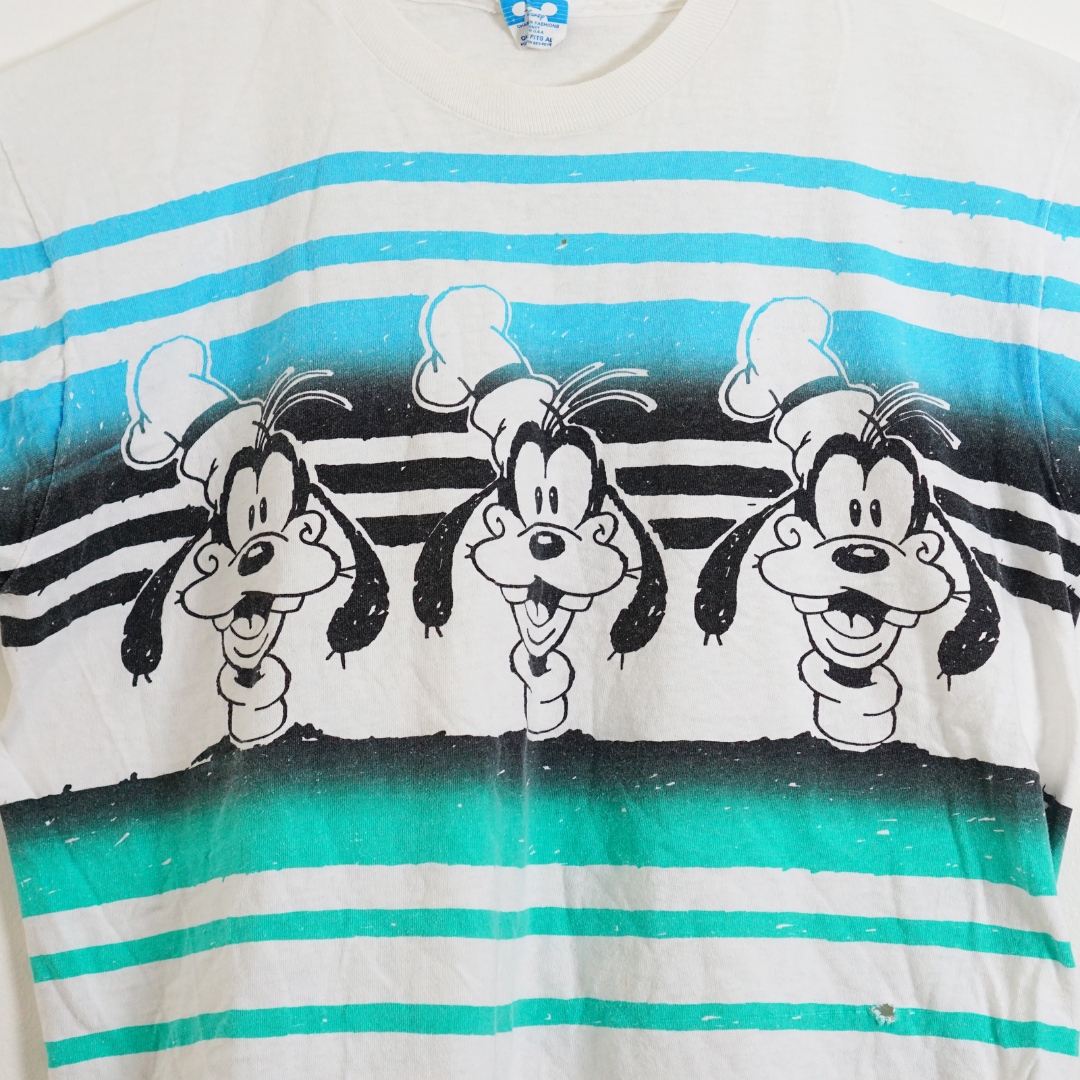 VINTAGE Disney Goofy T-Shirt by Click On Trend