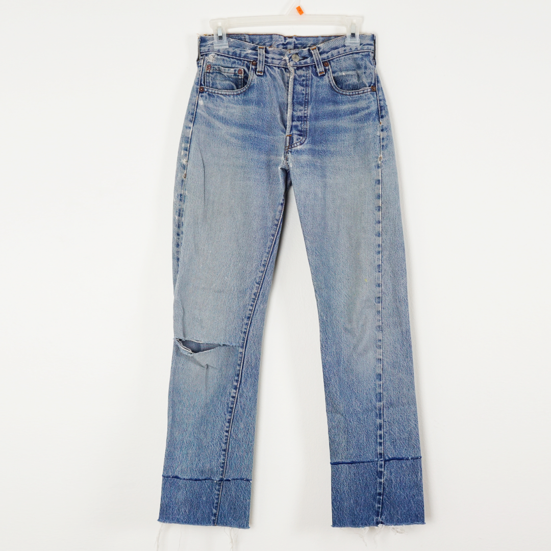 VINTAGE Levi's 501 Red Line Jeans by Click On Trend