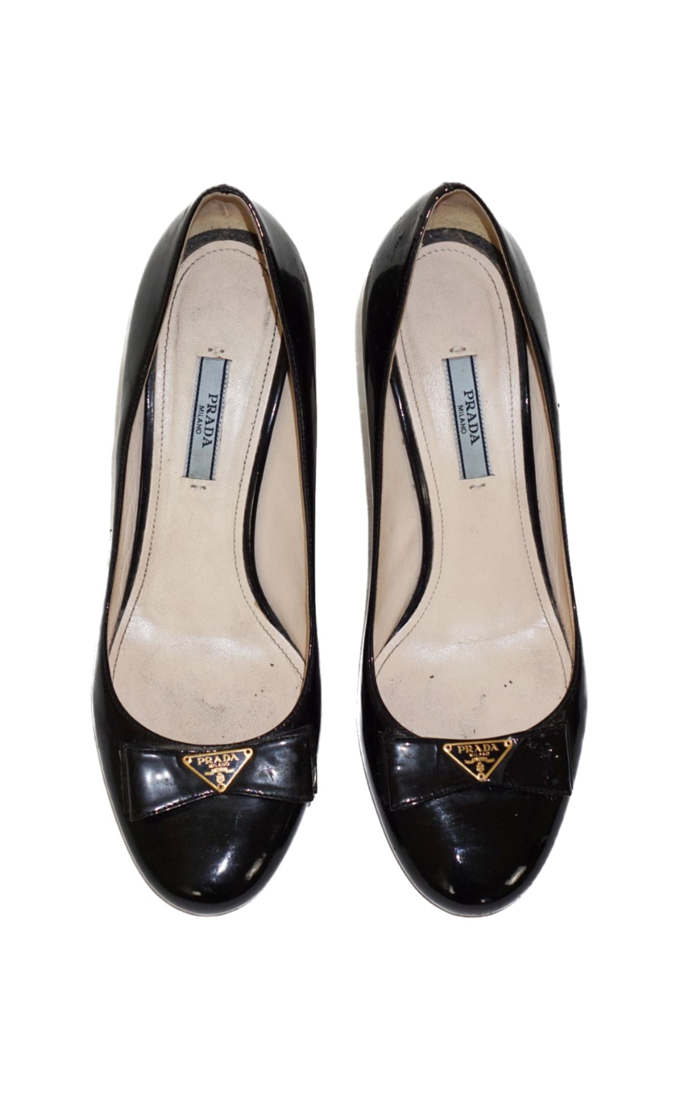 PRADA Logo Bow Black Patent Leather Classic Pumps resellum