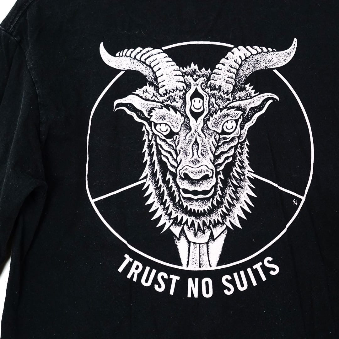 SKETCHY TANK Trust No Suits Long Sleeve