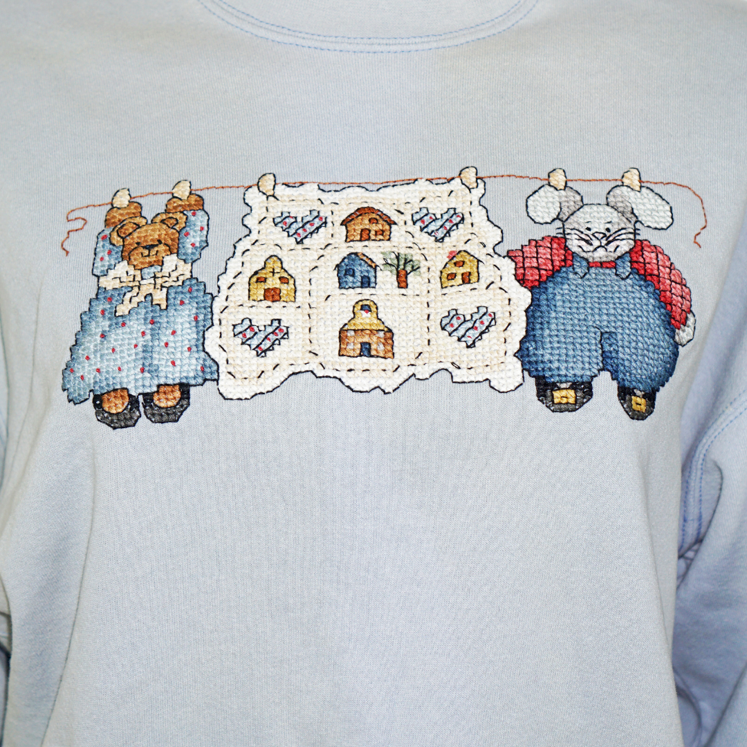 VINTAGE Embroidered Bunny Cute Pastel Sweatshirt