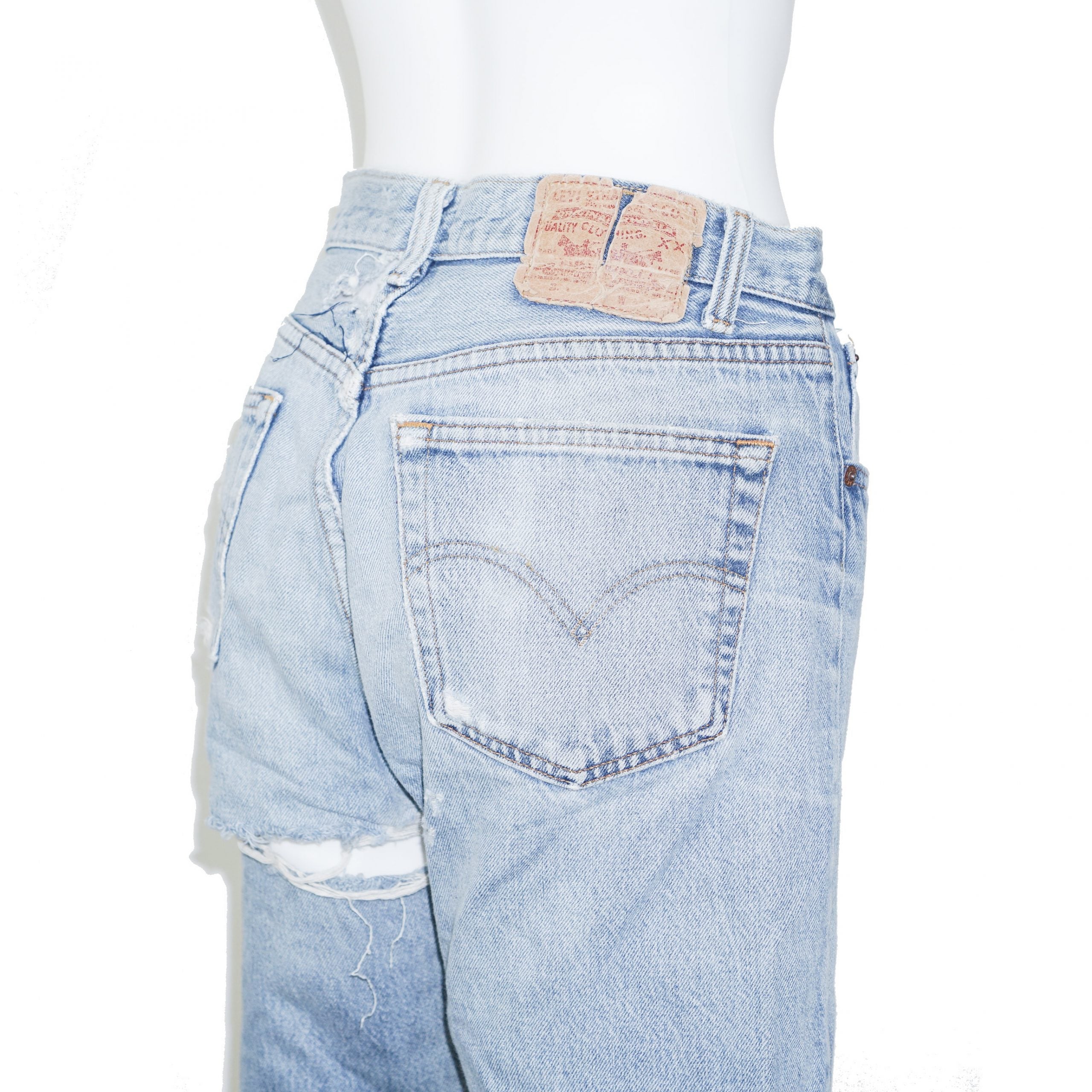 VINTAGE LEVI’S 70s Made In USA Straight Jeans by Click On Trend