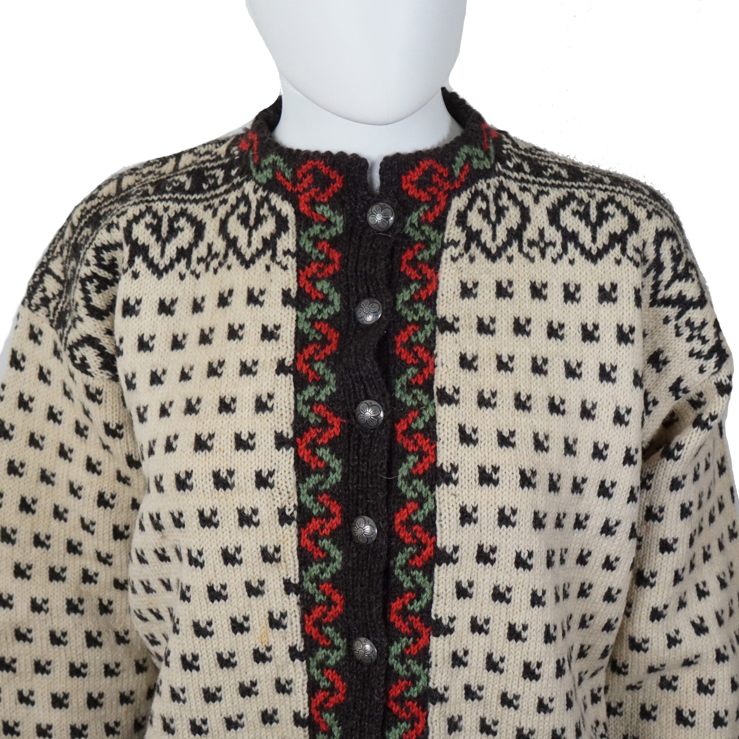VINTAGE Nordic 60s Hand Knit Cardigan by Click On Trend