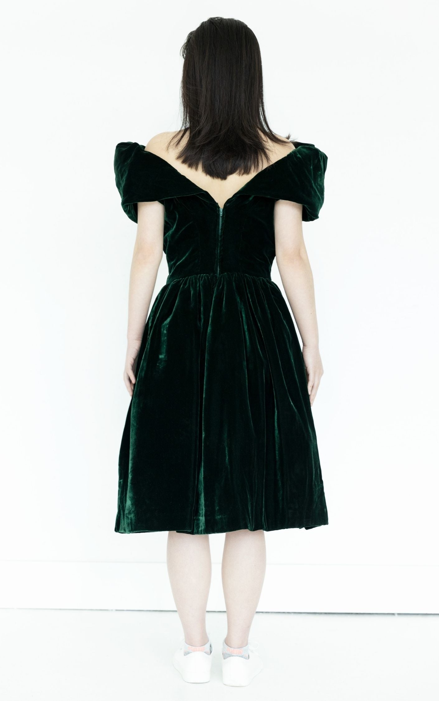 VINTAGE 80s Emerald Green Velvet Puff Dress RESELLUM