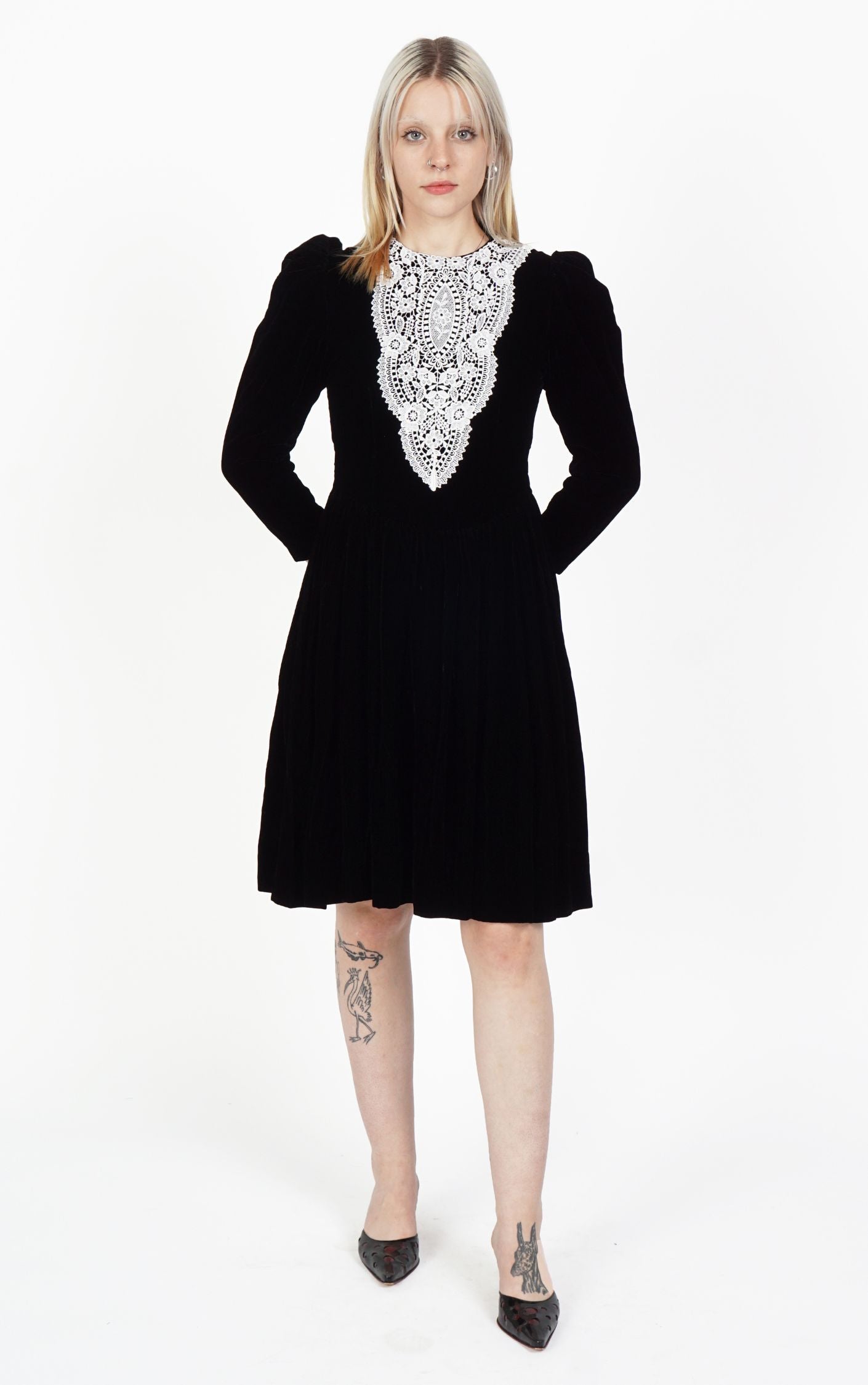 VINTAGE Victorian Lolita Black Velvet Puff Sleeve A-Line Dress resellum