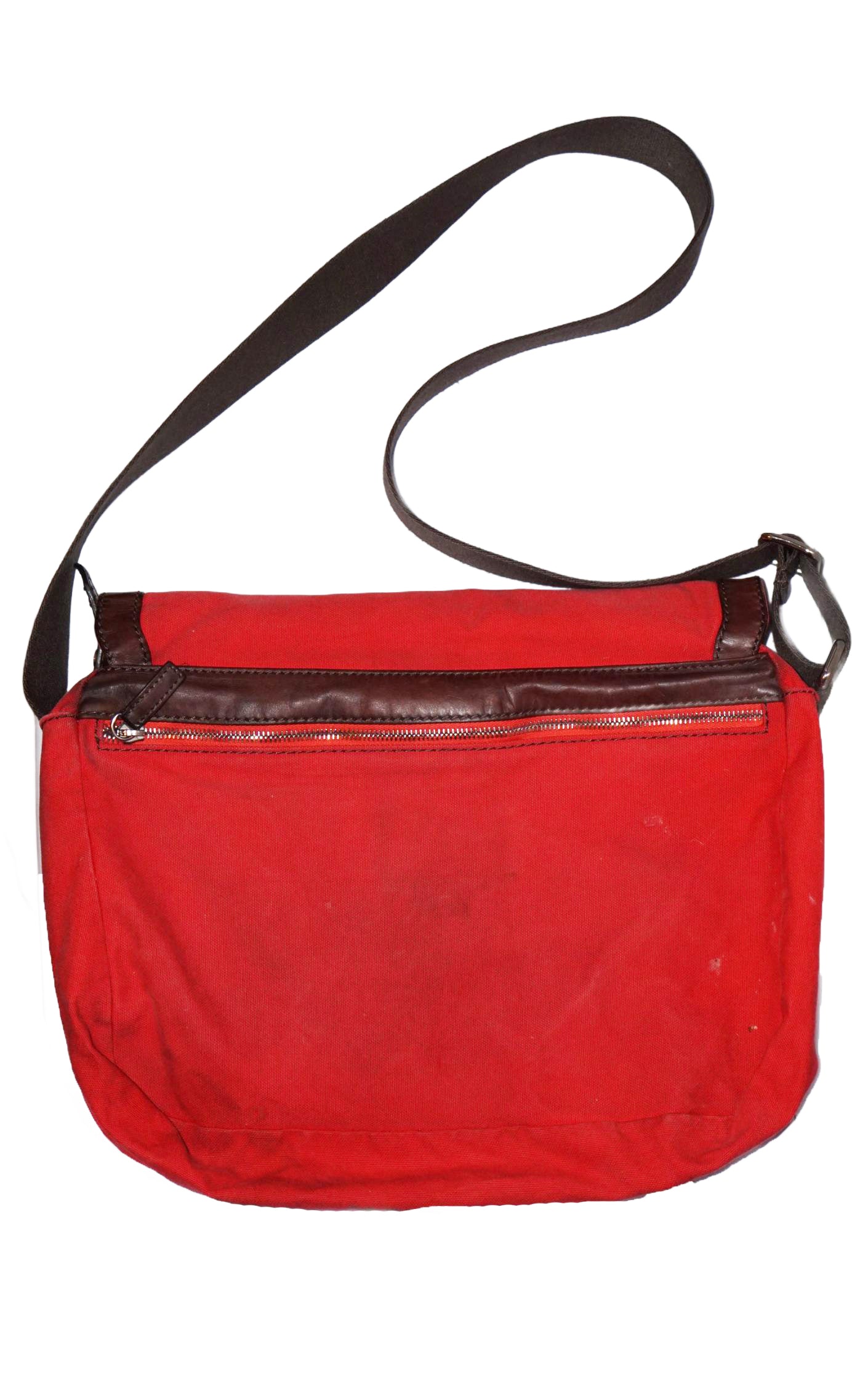 VIVIENNE WESTWOOD Logo Red Crossbody Messenger Bag resellum